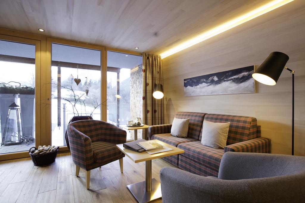 N Apartments Hotel 쇼페나우 외부 사진